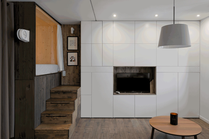 Small Flat for a Young Couple / Studio Bazi
