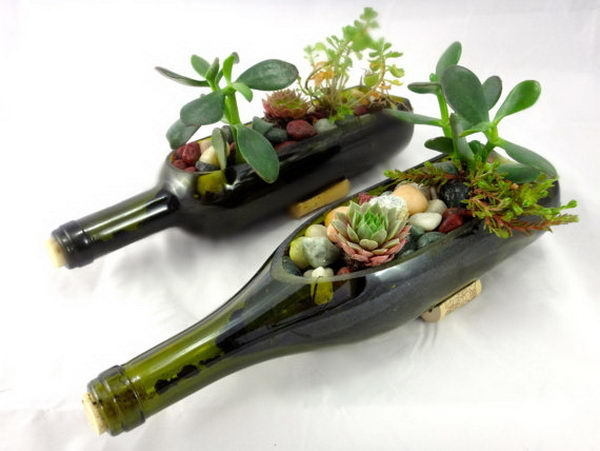 Homemade Wine Bottle Crafts #diy #craft #wine #bottle