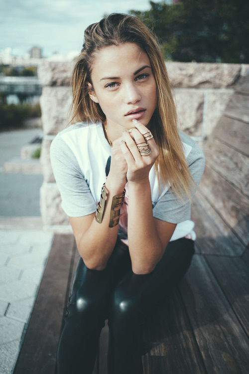 Kel — Designspiration #girl