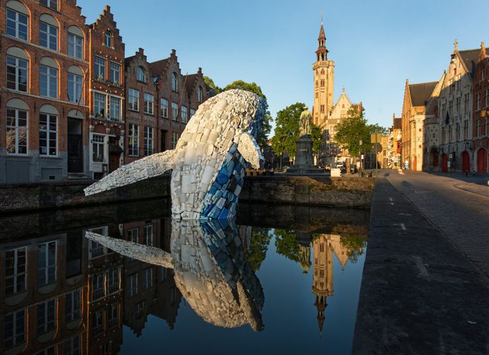 Wonderful Giant Whale Made of Plastic Waste 5 1024x743 Wonderful Giant Whale Made of Plastic Waste
