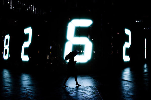Buamai Image Of The Day: Gigantic Timekeeping #tokio #timesquare #black