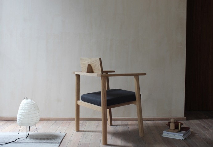 Torso Chair by José Bermúdez