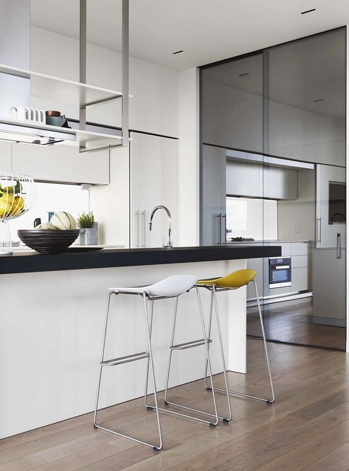 Contemporary Luxury for a 200 sqm Penthouse in Milan, Italy