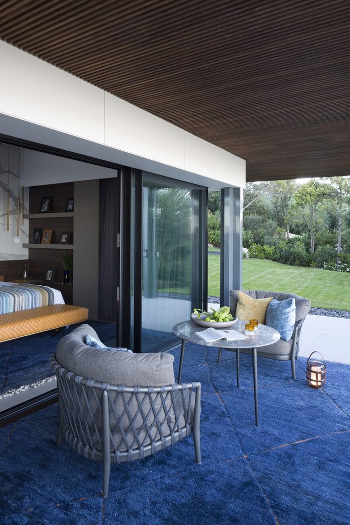Villa Emma – Summer Retreat by Mario Mazzer Architects