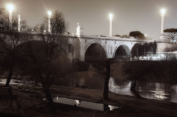 lorenzo marconi photographer #rome #roma #photo #lights #lorenzo #photography #marble #bridge #river #marconi