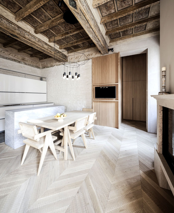 Archiplan Studio add Glam to the Historical Building in Mantova - InteriorZine