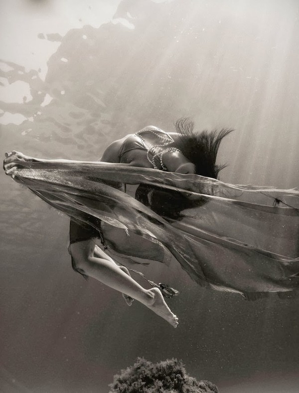 Mermaids by Kurt Arrigo #inspiration #photography #underwater