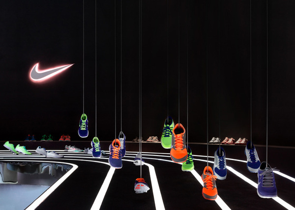 Nike Free 2013 installation by Studio at Large #store #nike #black #stadium