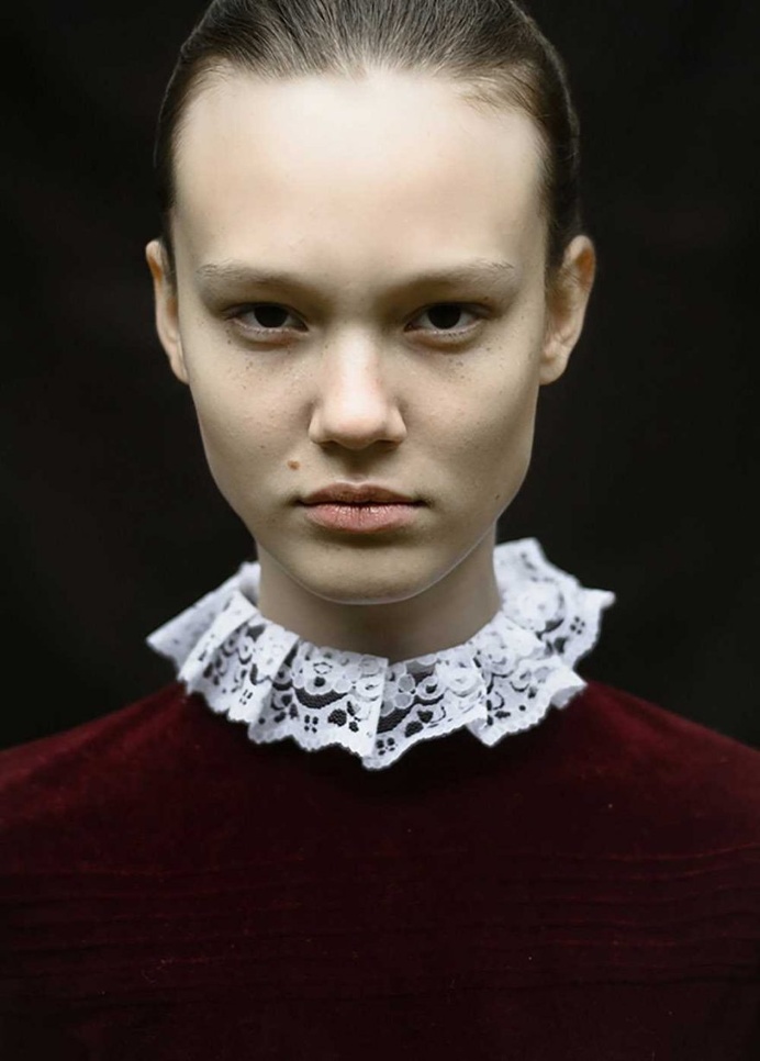 Feminine Stories: Conceptual Portrait Photography by Inna Mosina