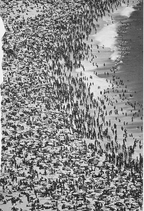 All about summertime #holidays #sun #white #summertime #photo #crowd #black #people #sea #summer #and #beach #waves