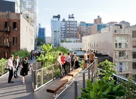 Dezeen » Blog Archive » The High Line Section 2 opens #line #park #people #railway #york #high #new
