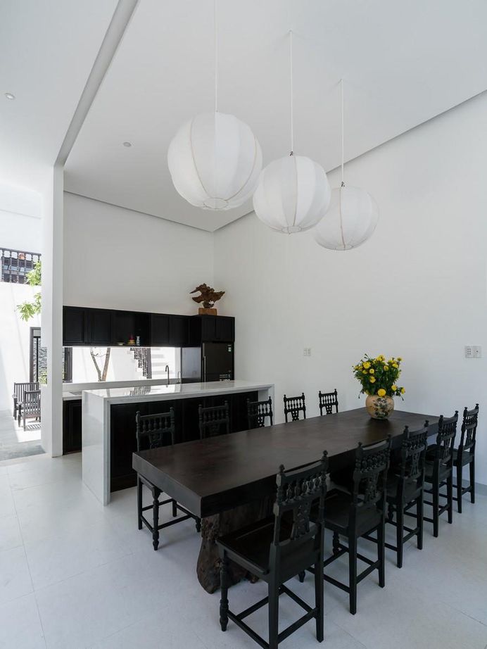 Vietnamese Family Home Featuring an Inspiring Mix of Traditional and Modern 4, dinning room