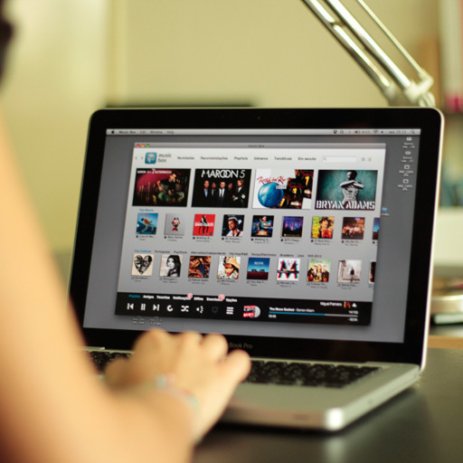 Music Box V2.0 on Web Design Served #inspiration