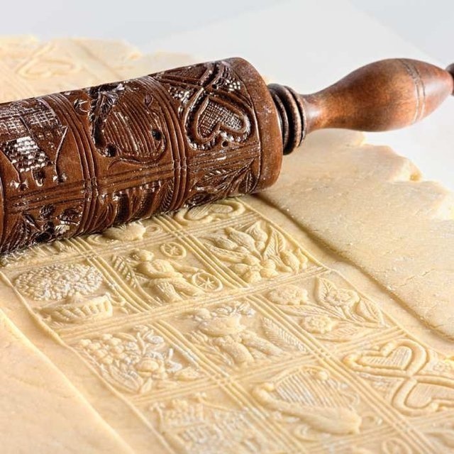 Springerle Rolling Pin #tech #flow #gadget #gift #ideas #cool