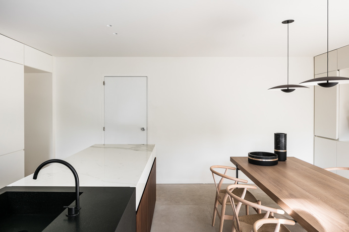 BC House by Dieter Vander Velpen