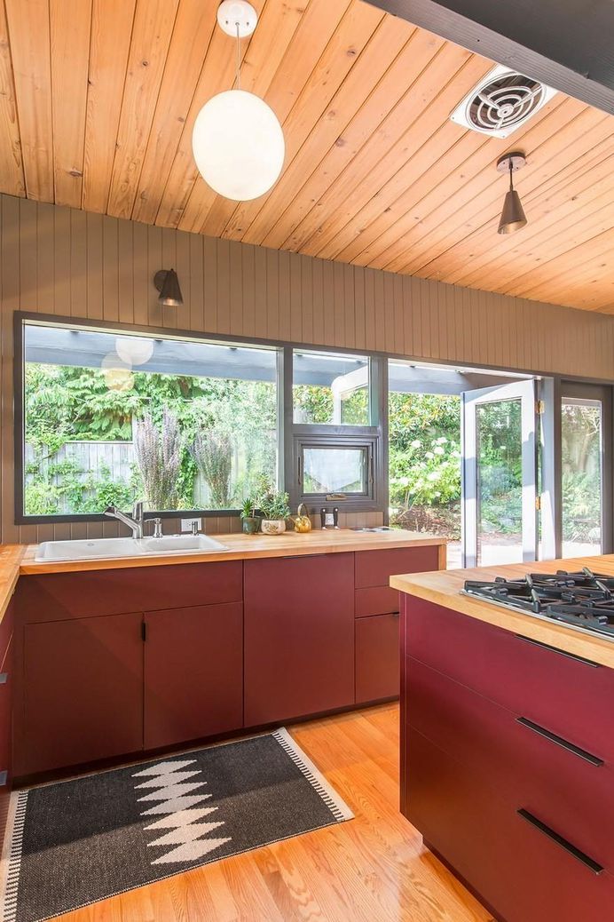 The Interior Remodel of a Midcentury Modern Home in Central Seattle 9