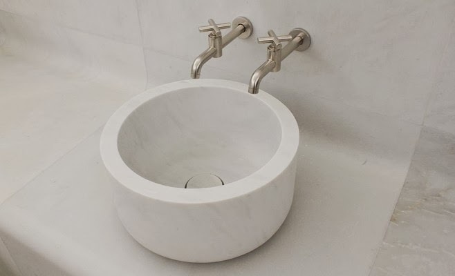 simplicity love: Akasha Holistic Wellbeing Centre, Cafe Royal, London | David Chipperfield Architects #bath #sink
