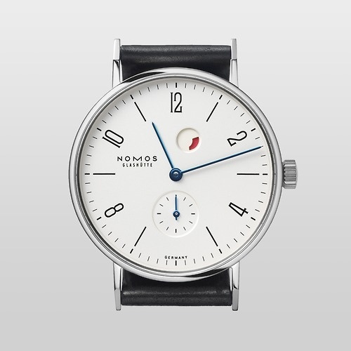 tumblr_mgddit0U3r1rkni8go1_500.png (500×500) #white #leather #black