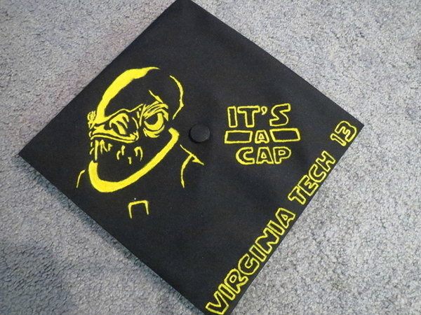Awesome Graduation Cap Decoration Ideas #decor #school #student #graduate