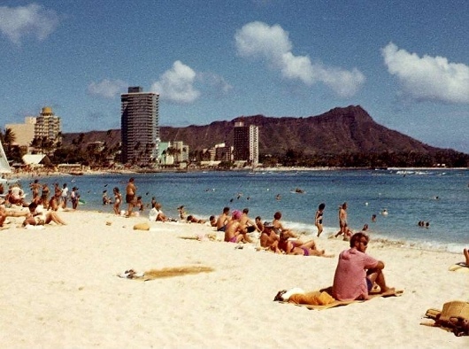 DiamondHead1.jpg (800×596) #diamond #waikiki #head #hawaii #beach #1960