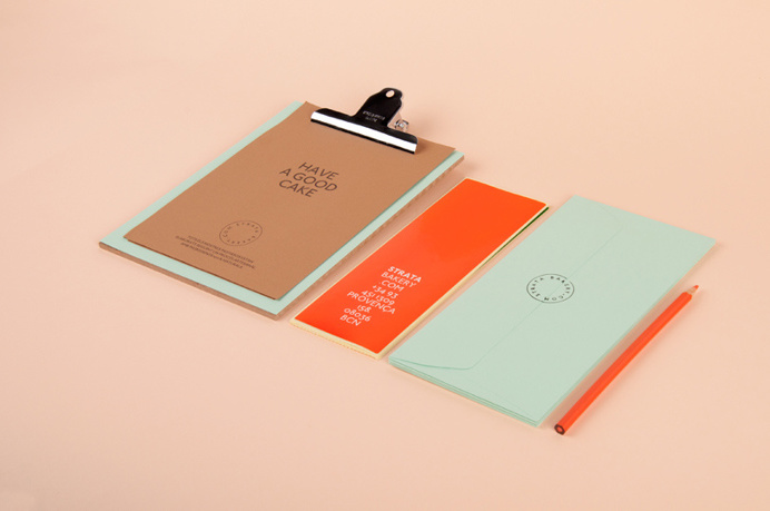 Strata #menu #identity #food #print #bakery