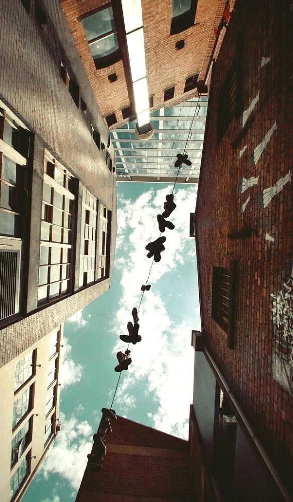 tumblr_lwpwmrHpfE1qk5nxbo1_1280.jpg (JPEG Image, 600 × 1027 pixels) #building #sky