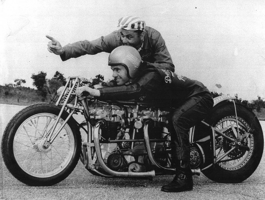 triumph-parasite-motorcycle-dragster.jpg 1,022×774 pixels #motorcycle
