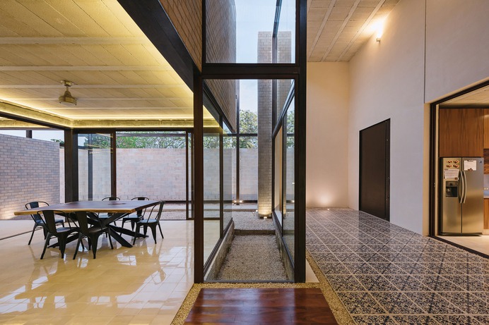 Suncho House / EURK Buildesign,© Tamara Uribe