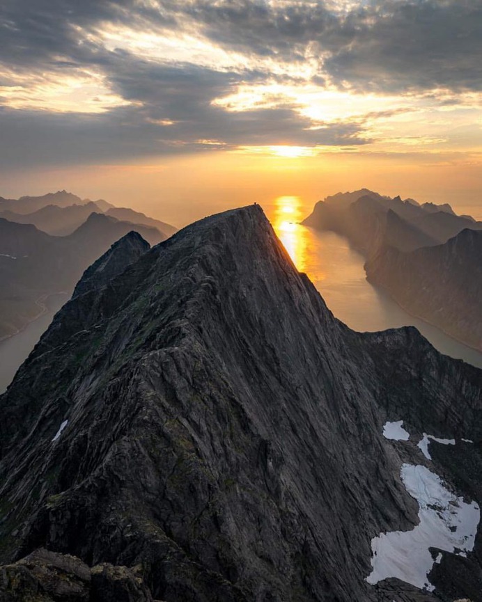 Beautiful Adventure and Outdoor Photography by Terry Zhang