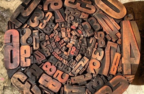 'Trieste-based designer, Alessandra Spigai summons up forgotten type and gives it energy, puts it back in use, treats it like a living thin #type #woodblock #letterpress #typography