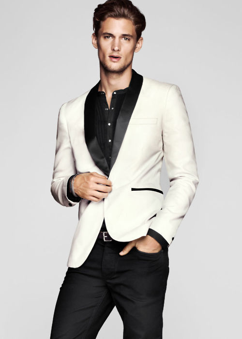 Fashion photography(Garrett Neff, H&M, viaÂ themetropolitanrevolt) #fashion