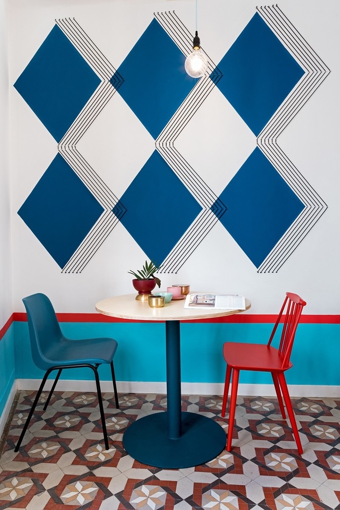 Valencia Lounge Hostel Revamped by Masquespacio