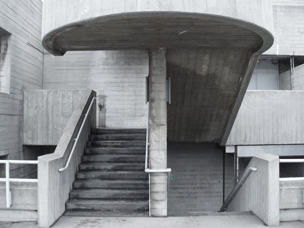 http://creativity103.com/collections/Interference/Queen_Elizabeth_Hall_P1049815.JPG #brutalist #southbank #elizabeth #architecture #hall #stairs #queen