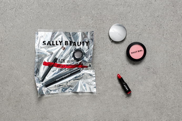 Sally Beauty branding cosmetics design anagrama mexico mindsparkle mag fashion style red beauty lipstick women fashion corporate desidner le