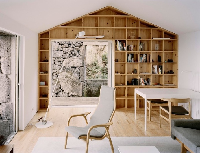 SAMI Arquitectos Have Transformed a Ruin into a Vacation Home