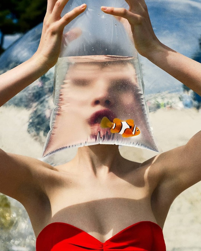 📸Photographer: Elizaveta Porodina @elizavetaporodina 🎀Model: Isabella Jahns @cosimahelene 📌Follow: @portraitistnet 🔖Tag: #portraitistnet https://www.instagram.com/p/B0Bq2U7JKyB/?igshid=16pqc4wovyn5p