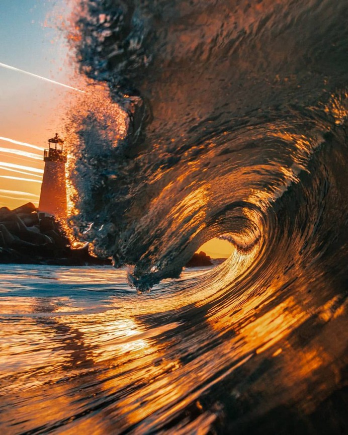 Majestic Surf and Wave Photography by Sammy Garcia