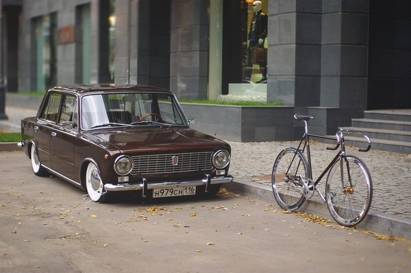elkabikes #elka #bicycle #track #bike #car
