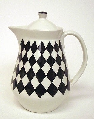 28 Mood Board / Google Image Result for http://30.media.tumblr.com/tumblr_ldh4pg2HtF1qzvgm4o1_4 #white #design #black #product #and