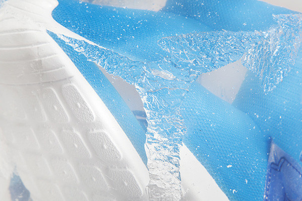 Mecna "Laska" (Album Cover) on Behance #mecna #nike #ice
