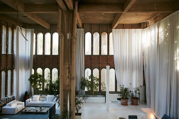ricardo-bofill-la-fabrica-designboom-004.jpg (818×545)