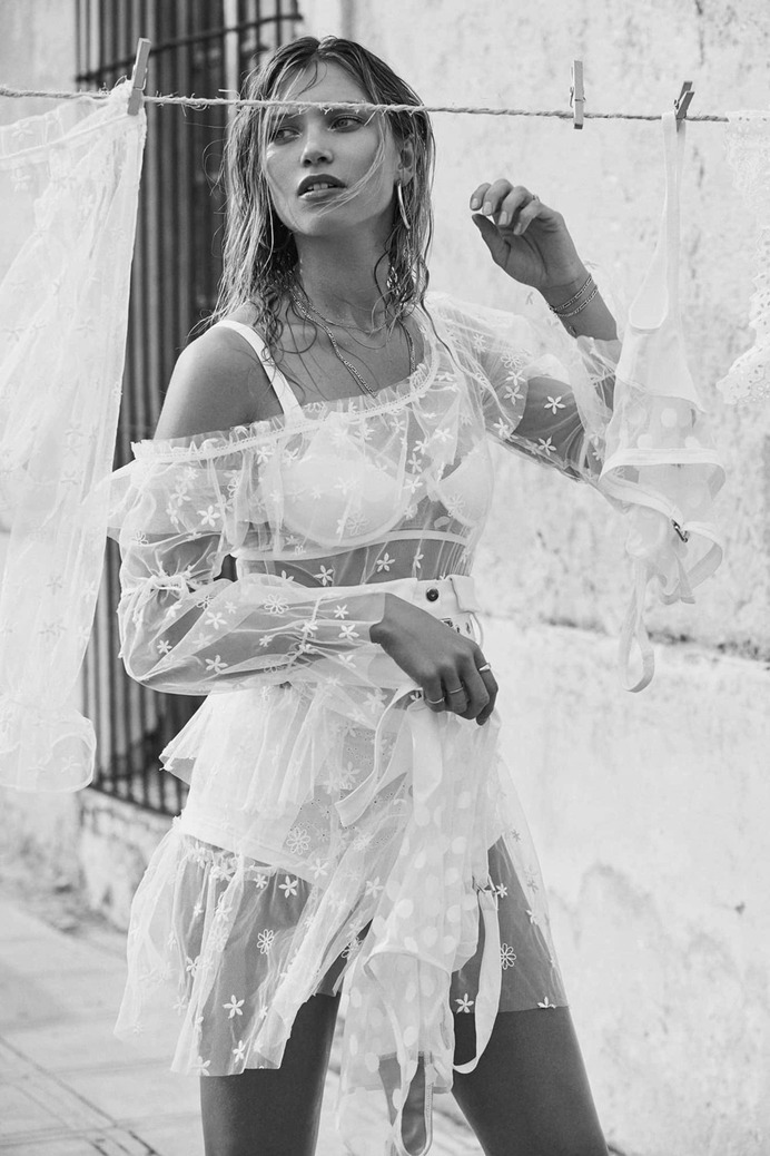 Hana Jirickova by Zoey Grossman For Love & Lemons Spring 2018 Lookbook