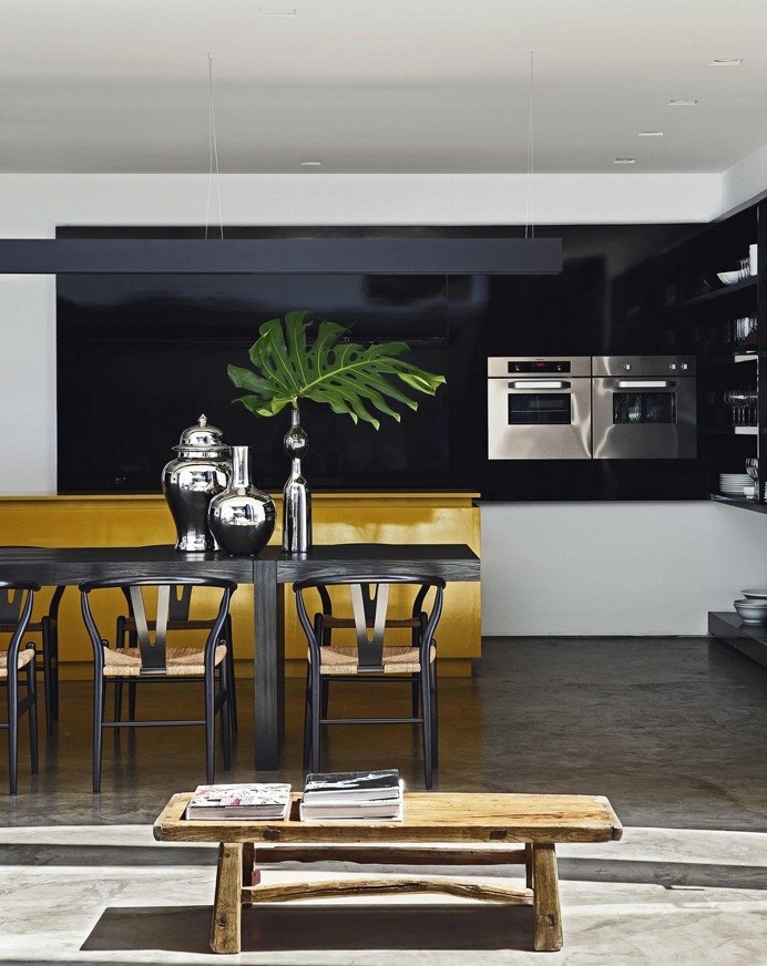 This Cubist House Connects the Expressiveness of Geometric Forms with the Beauty of the Eclectic Interiors 8
