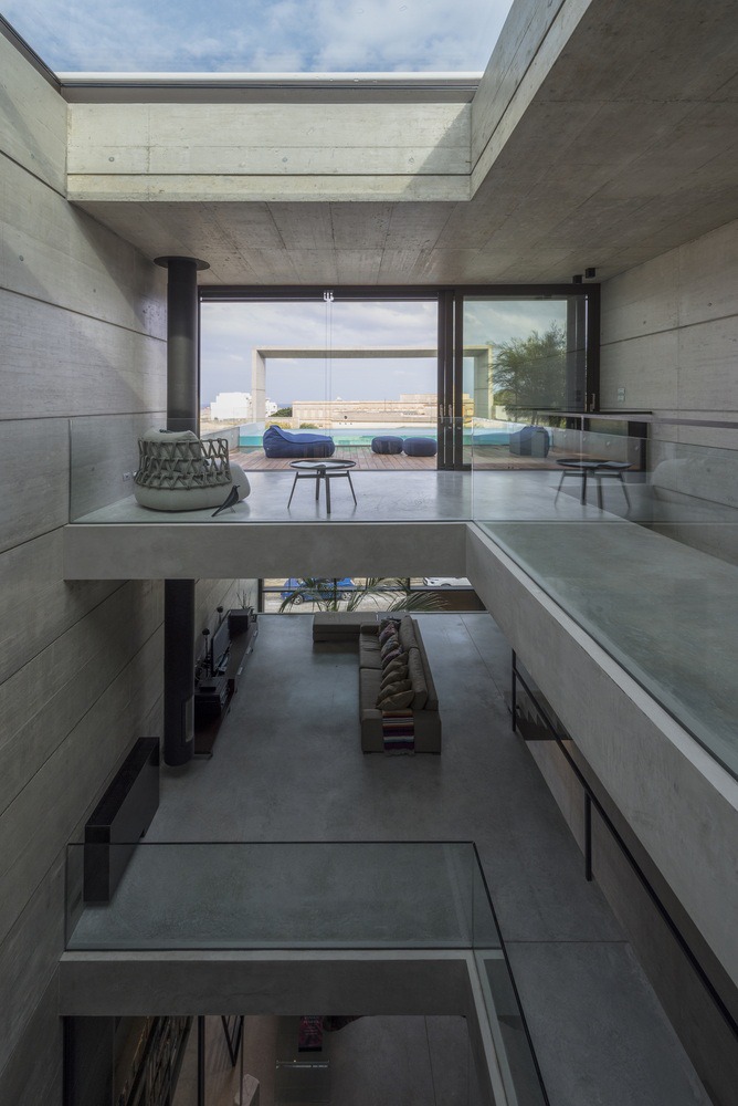 B House / Architrend Architecture