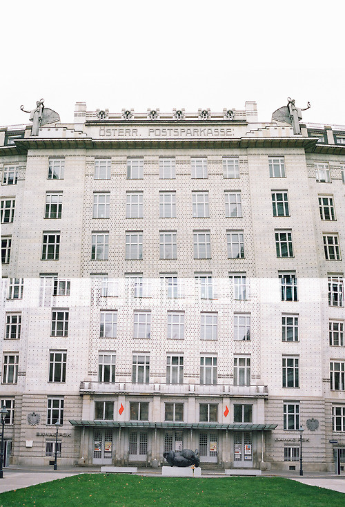Número Tres: Vienna http://modus--vivendi.com/ #post #35mm #otto #vienna #building #photography #architecture #wagner #collage