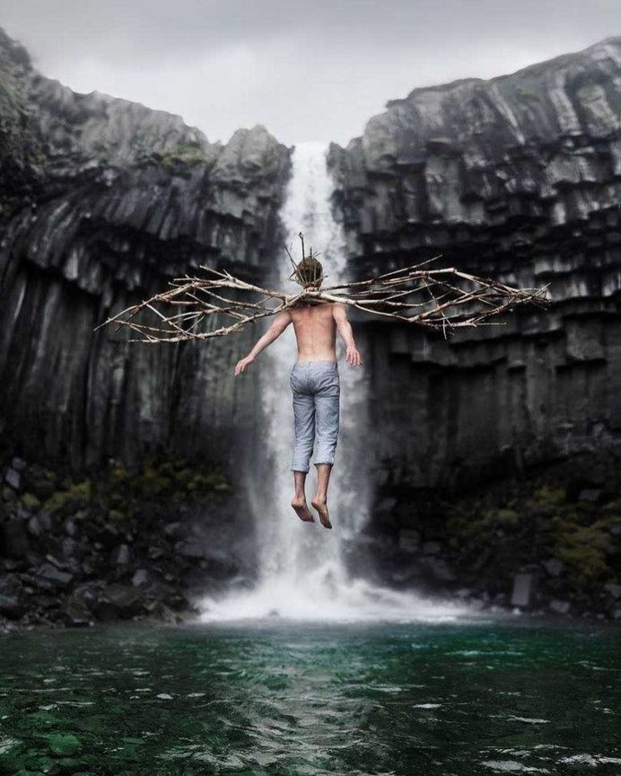 Mesmerizing Surreal and Artistic Portrait Photography by Rob Woodcox