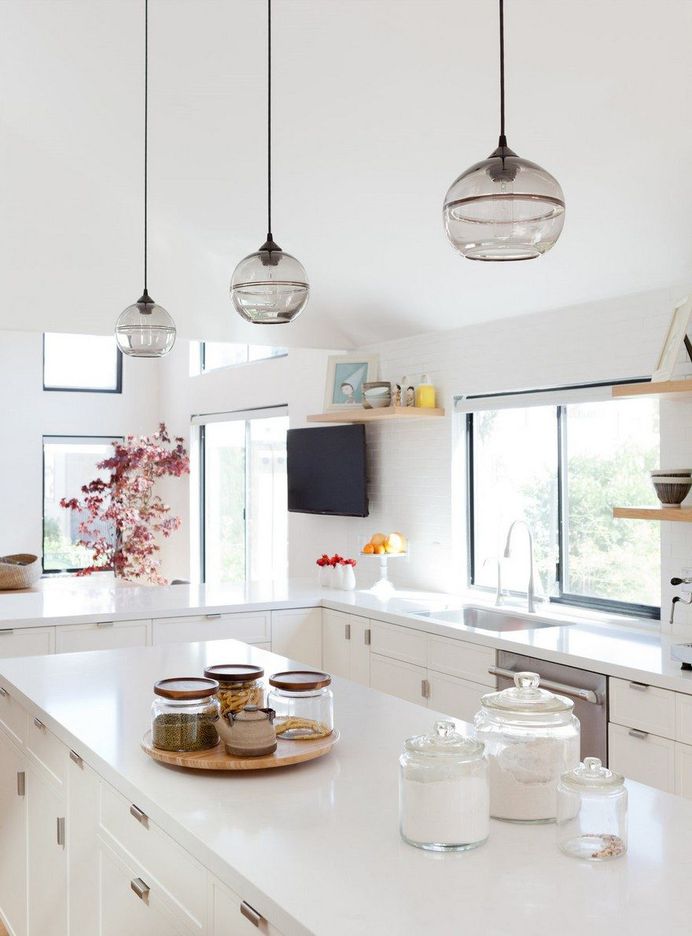 Irvine Townhouse Combines Modern Design with Cultural Traditions 7