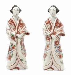 1 Pair Of Figures #Sets #Teasets #Porcelainsets #Antiqueplates #Plates #Wallplates #Figures #Porcelainfigurines #porcelain