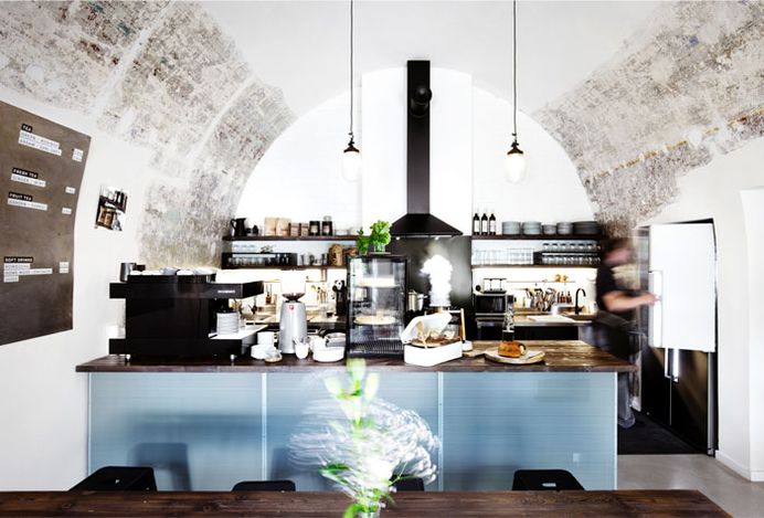 Friendly Accommodation for Today's Nomads - InteriorZine