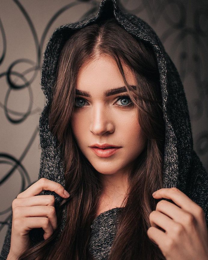Moody Female Portrait Photography by Javier Sulbaran